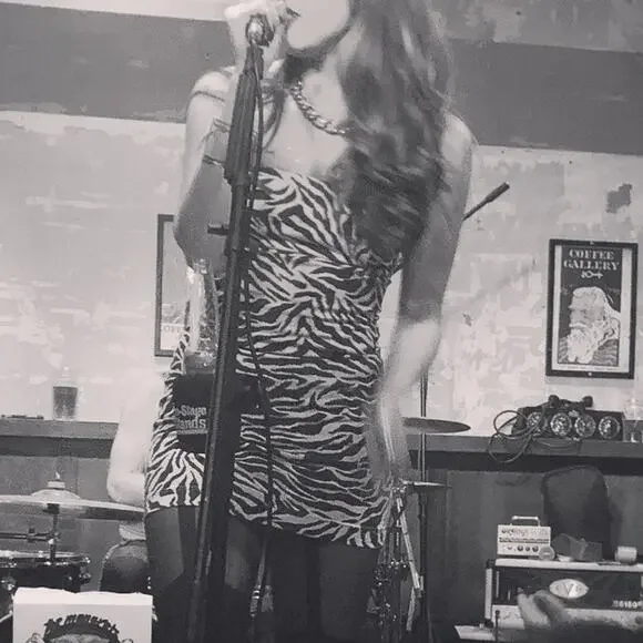 VINTAGE Y2K F21 Zebra Strapless Mini Dress Sz. S - Picture 3 of 5